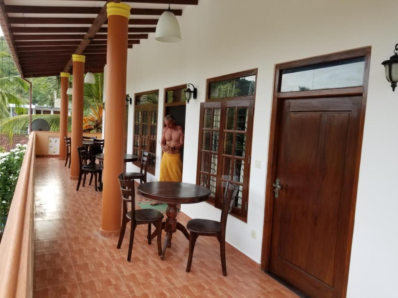 Kumara Guest House Unawatuna Dış mekan fotoğraf