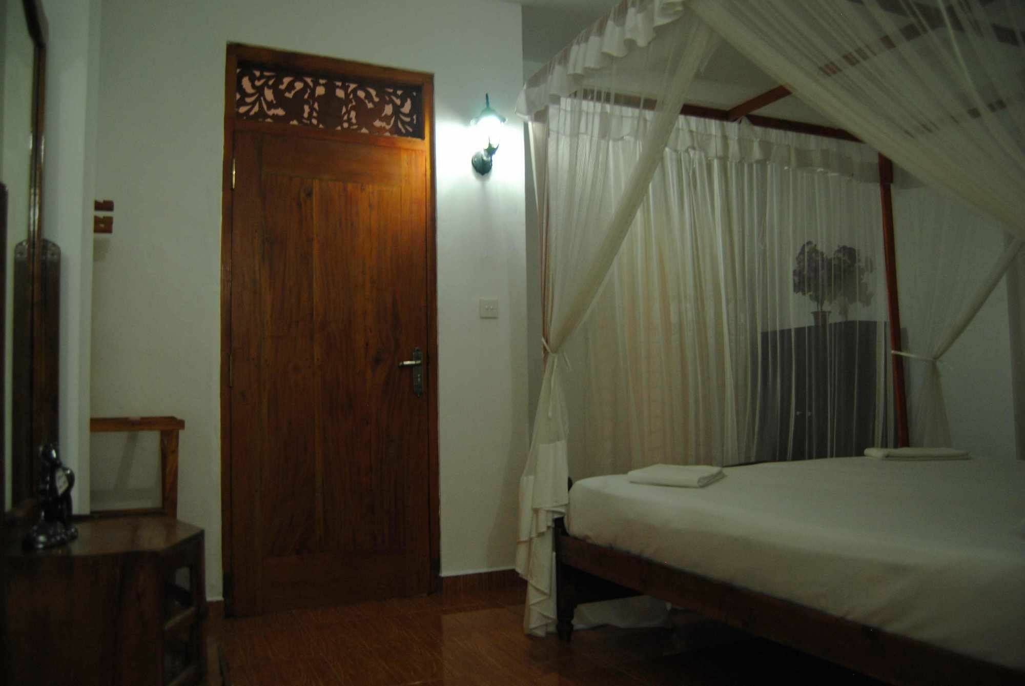 Kumara Guest House Unawatuna Dış mekan fotoğraf